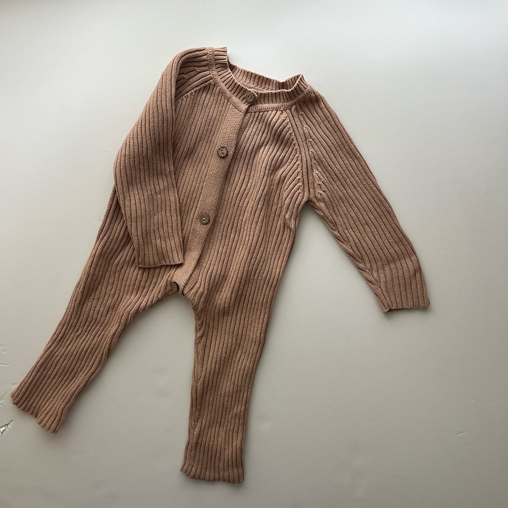 Cozy Ribbed Knit Jumpsuit 18-24m